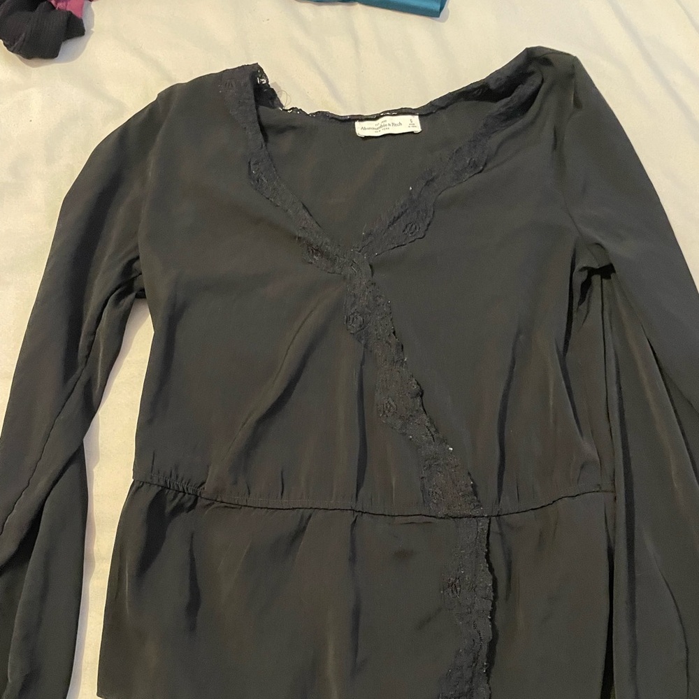 Black Abercrombie & Fitch blouse